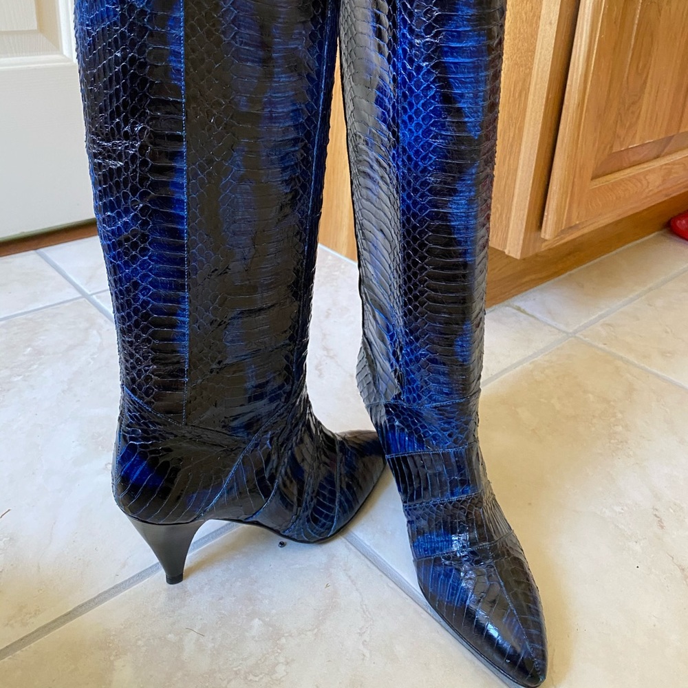 I. Resee’ Black & Blue Knee High Boots